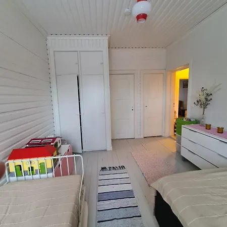 Ainutlaatuinen Vanhassa Kylaekoulussa *